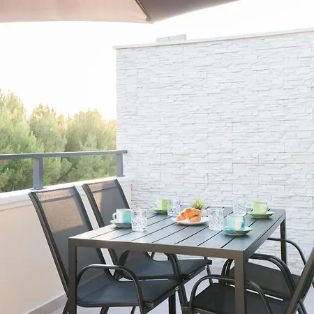 Dimora 2 Bdr With Free Private Parking Zadar