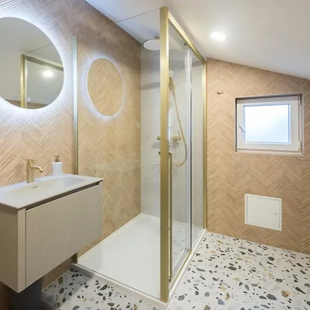 Dimora 2 Bdr With Free Private Parking Apartment Zadar