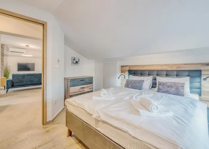 Dimora 2 Bdr With Free Private Parking * Zadar