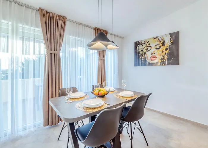 Dimora 2 Bdr With Free Private Parking Lejlighed Zadar