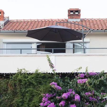 Dimora 2 Bdr With Free Private Parking Apartment Zadar