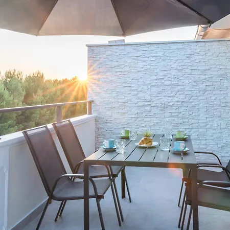 Dimora 2 Bdr With Free Private Parking * Zadar